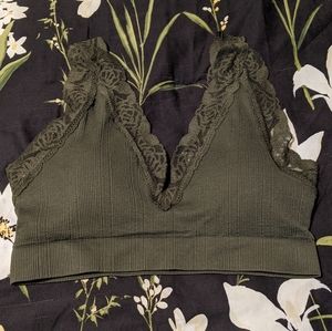 NWT VS Pink Bralette✨